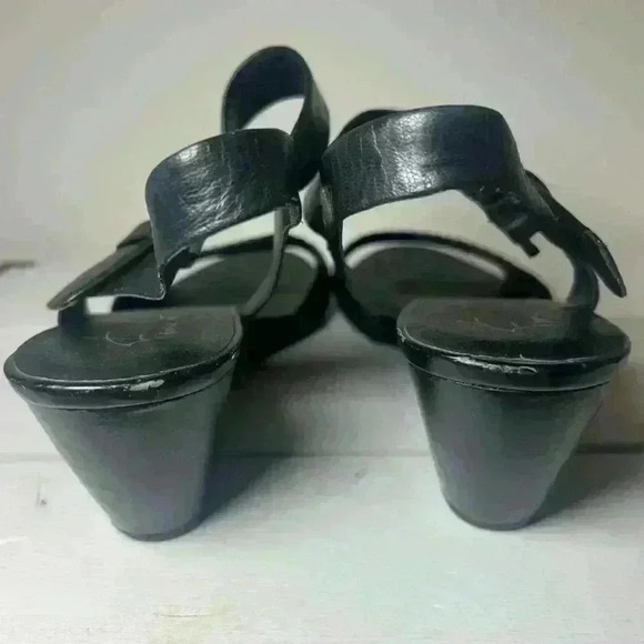 Franco Sarto Women’s Black Leather Ankle Strap Wedge Sandals Size 7 1/2 M - Picture 10 of 16